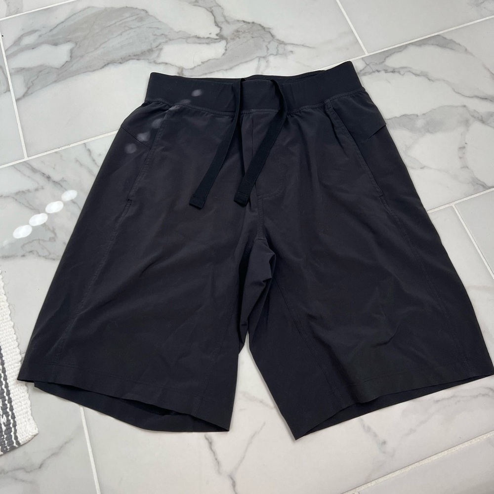 Lululemon Mens Athletic Shorts Medium